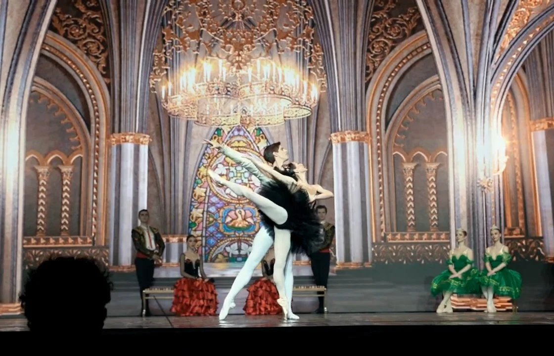Swan Lake — Black Swan pas de deux
